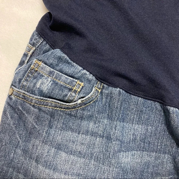 Liz Lange Maternity Full Panel Crop Jeans 2 - Picture 4 of 15